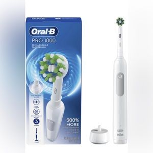 NIB Oral-B Pro 1000 Rechargeable Electric Toothbrush, White
